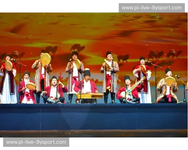 风城与牛仔城：一场跨越山河的魅力对决